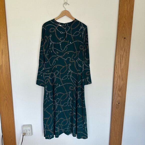 Hobbs London Women’s Angela Chain Print Leaf Green Long Sleeve Empire Midi Dress - Picture 2 of 16